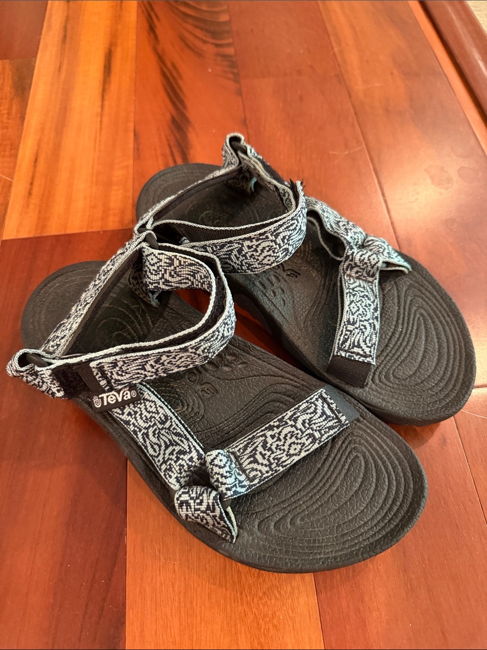Teva Women's Blue & White Pattern Sandals